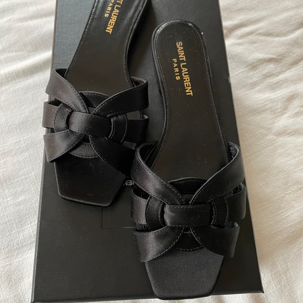 Saint Laurent Satin Tribute Sandal - 36
